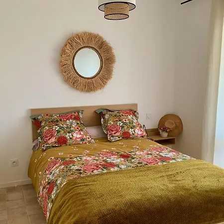 Appartement L Atelier à Vergèze Extérieur photo