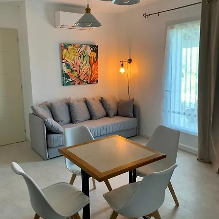 Appartement L Atelier à Vergèze Extérieur photo