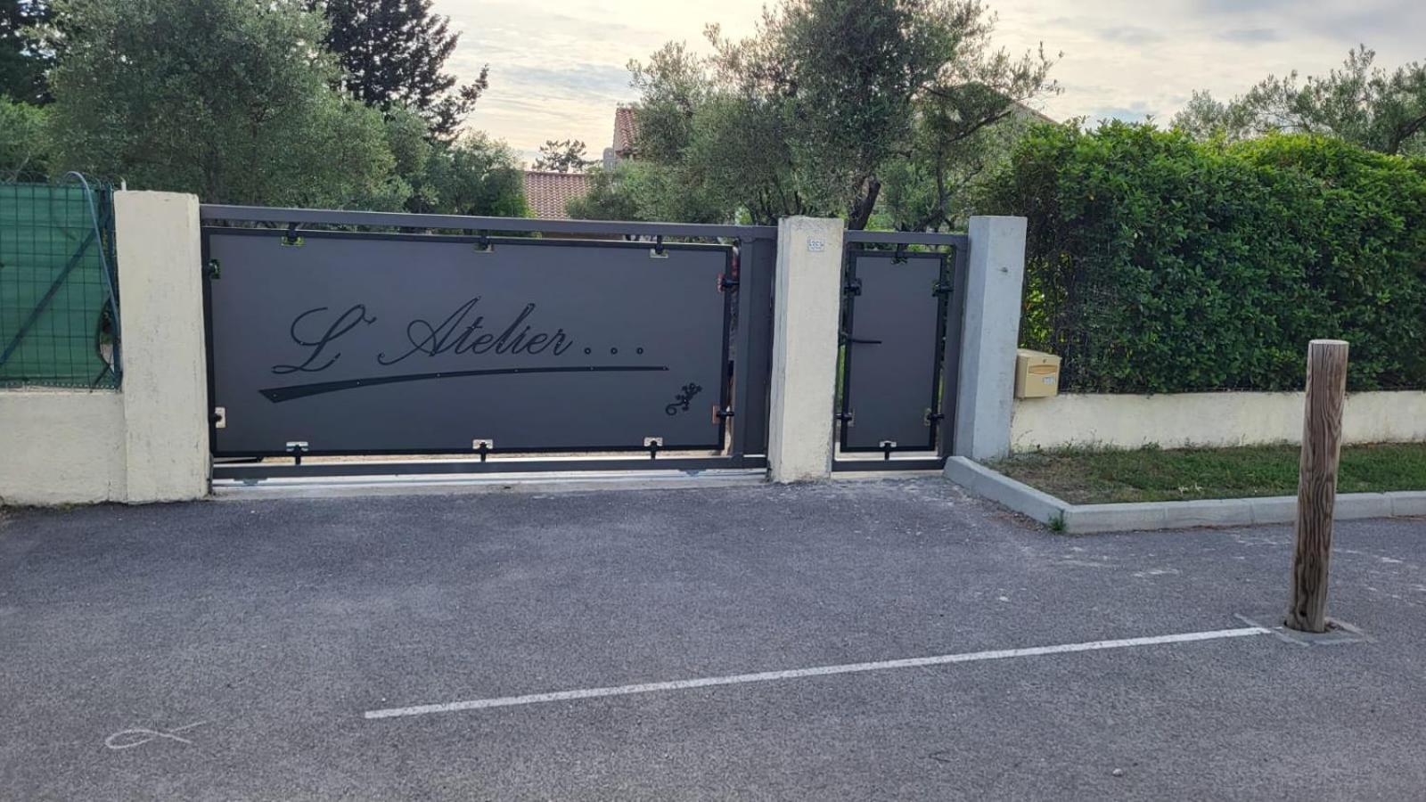 L Atelier * Vergeze
